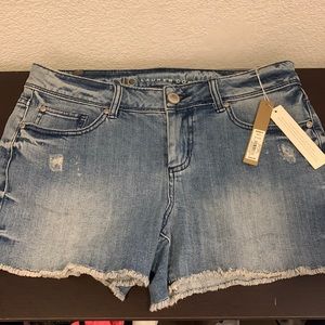 NWT Denim shorts size 8